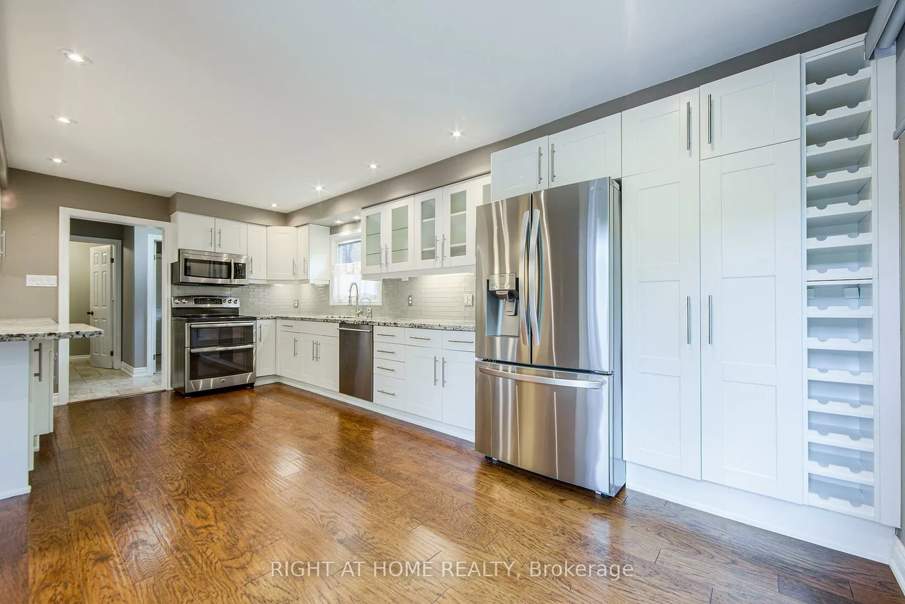 1020, Roxborough, 1007 - GA Glen Abbey, Oakville