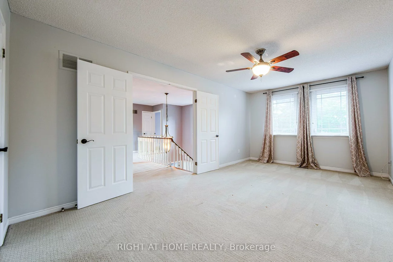 1020, Roxborough, 1007 - GA Glen Abbey, Oakville