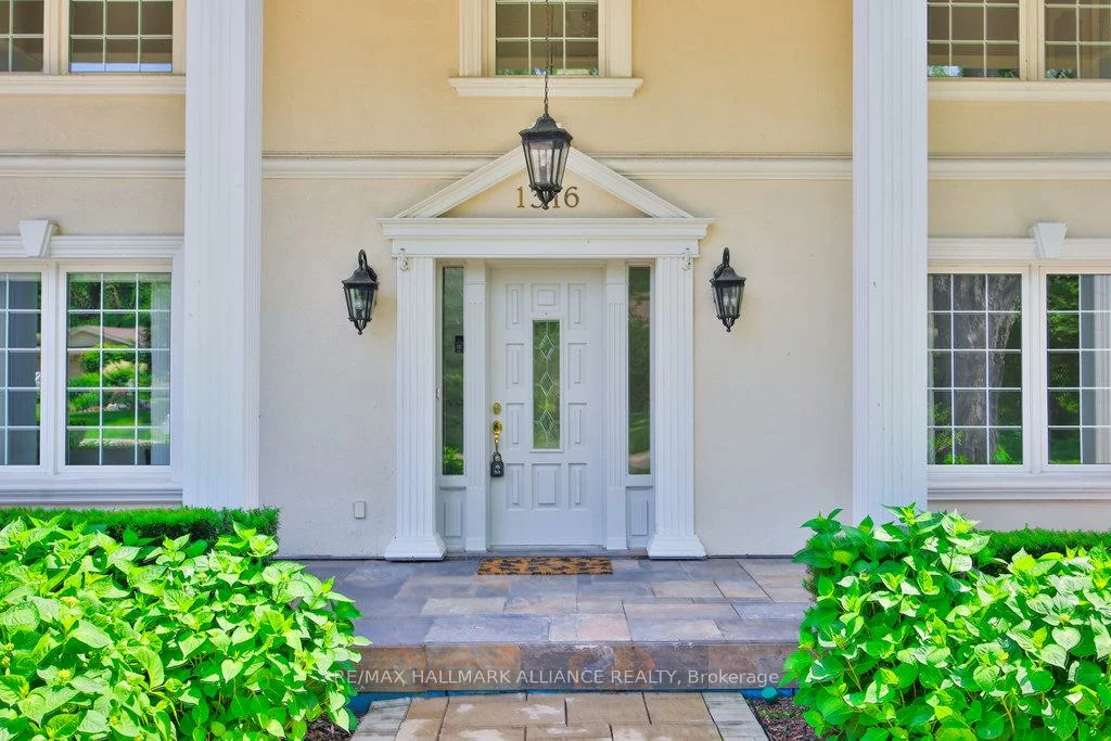 1316, Cambridge, 1011 - MO Morrison, Oakville