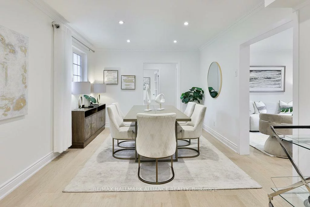 1316, Cambridge, 1011 - MO Morrison, Oakville