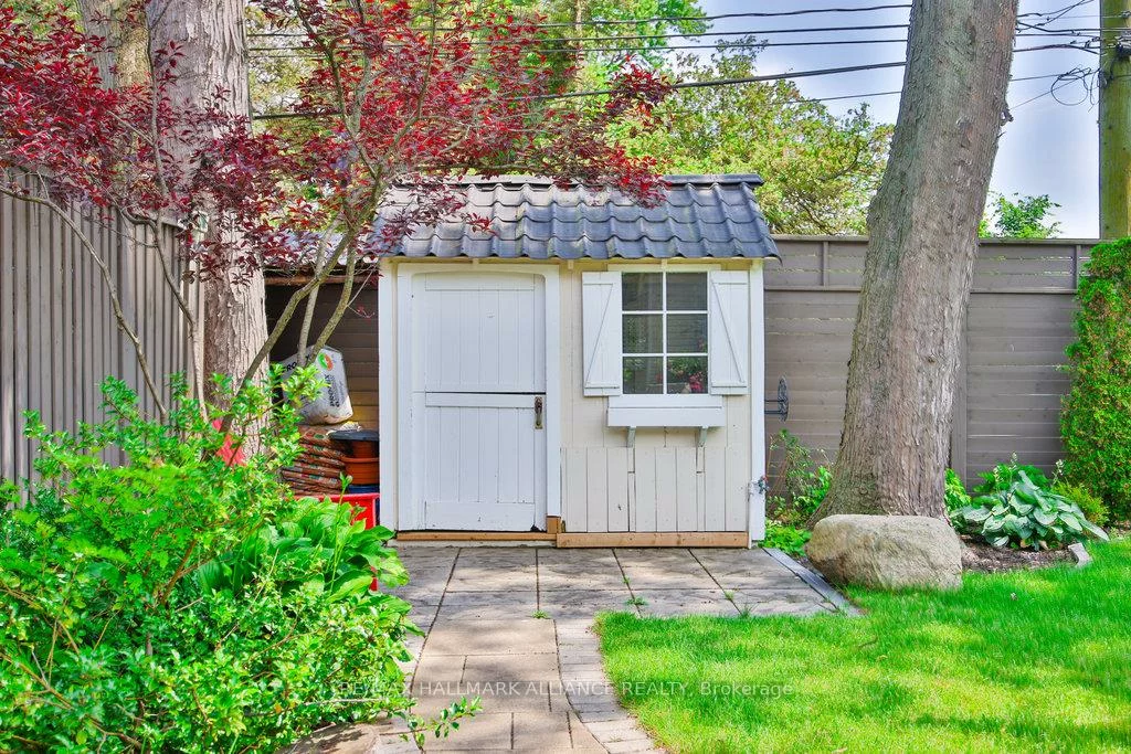 1316, Cambridge, 1011 - MO Morrison, Oakville