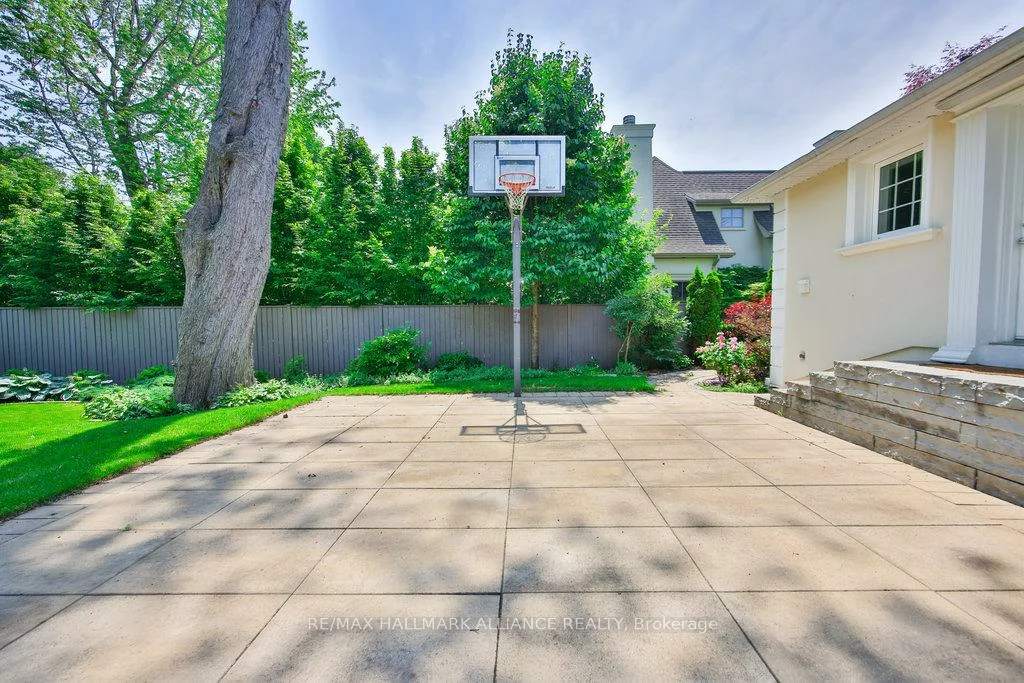 1316, Cambridge, 1011 - MO Morrison, Oakville