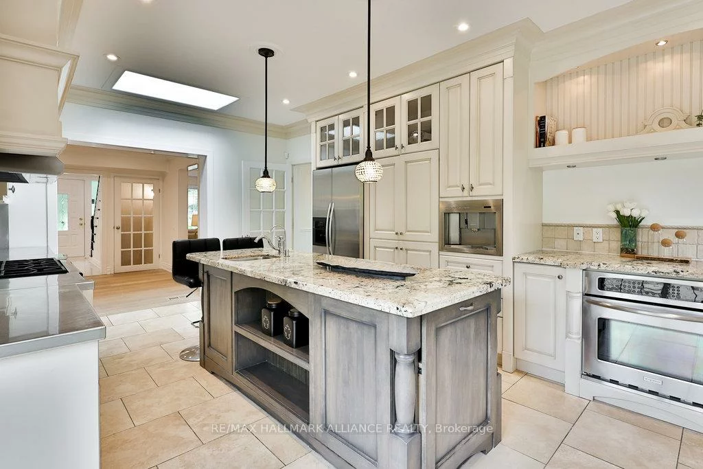 1316, Cambridge, 1011 - MO Morrison, Oakville