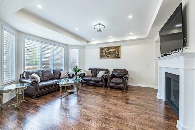 323, Harold Dent, 1008 - GO Glenorchy, Oakville