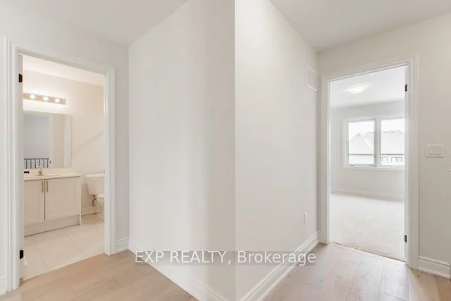 3255, Sixth, 1008 - GO Glenorchy, Oakville