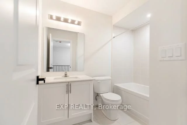 3255, Sixth, 1008 - GO Glenorchy, Oakville