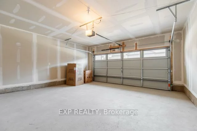 3255, Sixth, 1008 - GO Glenorchy, Oakville