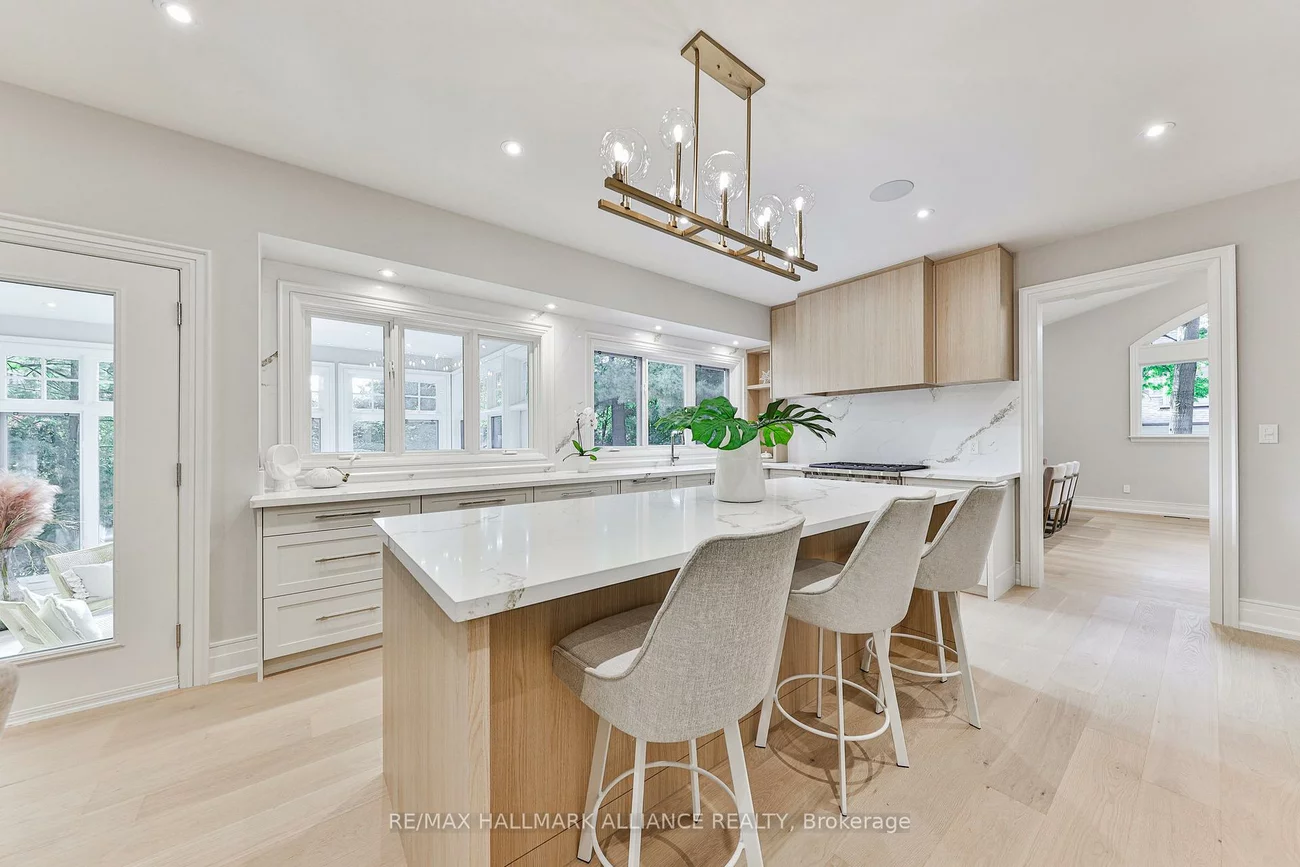 1310, Duncan, 1011 - MO Morrison, Oakville