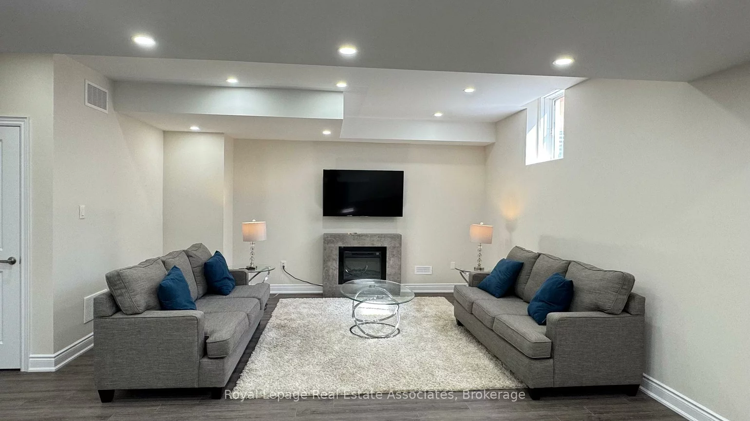 42, Boulton, 1008 - GO Glenorchy, Oakville