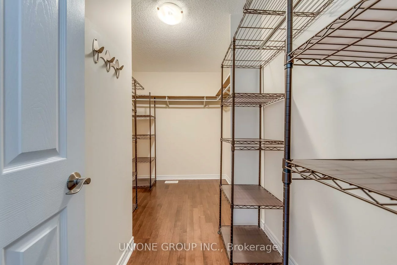 3231, Skipton, 1000 - BC Bronte Creek, Oakville