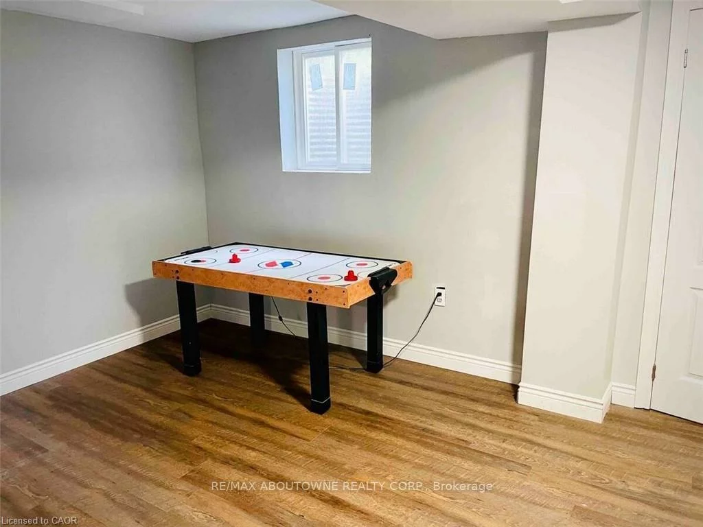 174, Chalmers, 1001 - BR Bronte, Oakville