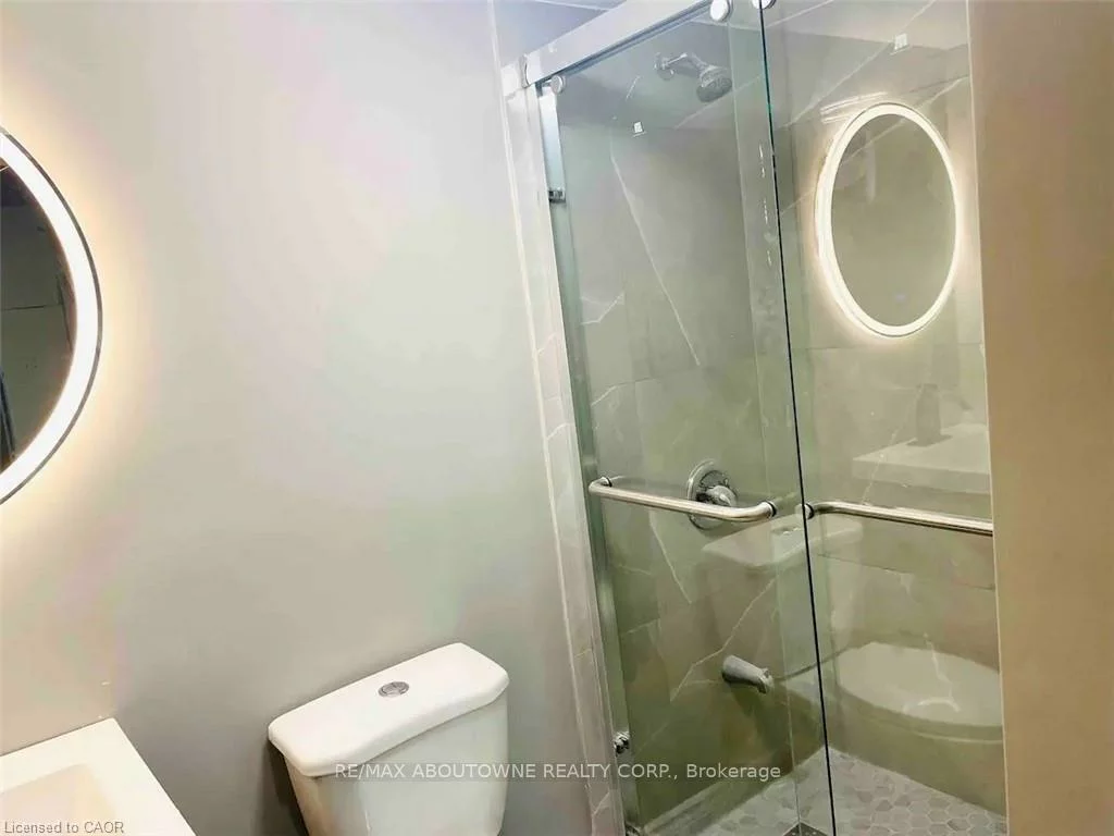 174, Chalmers, 1001 - BR Bronte, Oakville