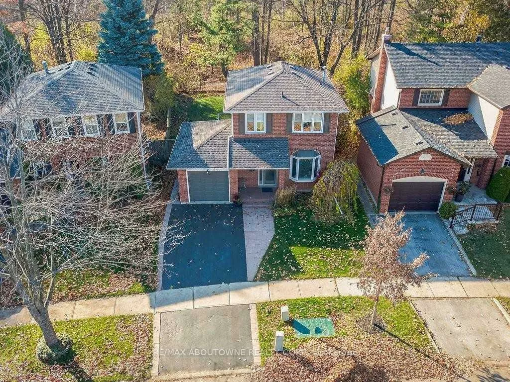 174, Chalmers, 1001 - BR Bronte, Oakville