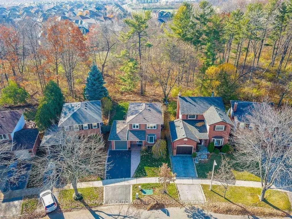 174, Chalmers, 1001 - BR Bronte, Oakville