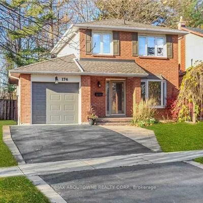 174, Chalmers, 1001 - BR Bronte, Oakville