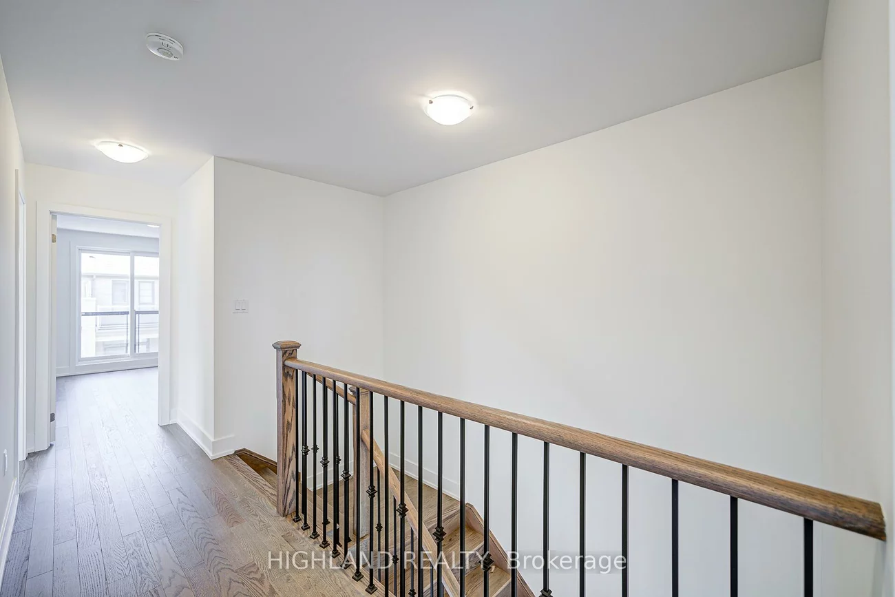1220, Dartmouth, 1010 - JM Joshua Meadows, Oakville