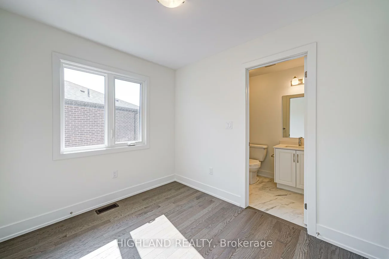 1220, Dartmouth, 1010 - JM Joshua Meadows, Oakville