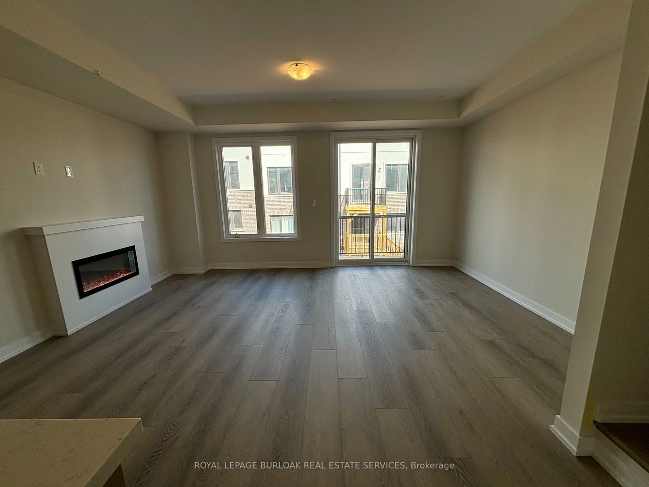 1319, Shevchenko, 1012 - NW Northwest, Oakville