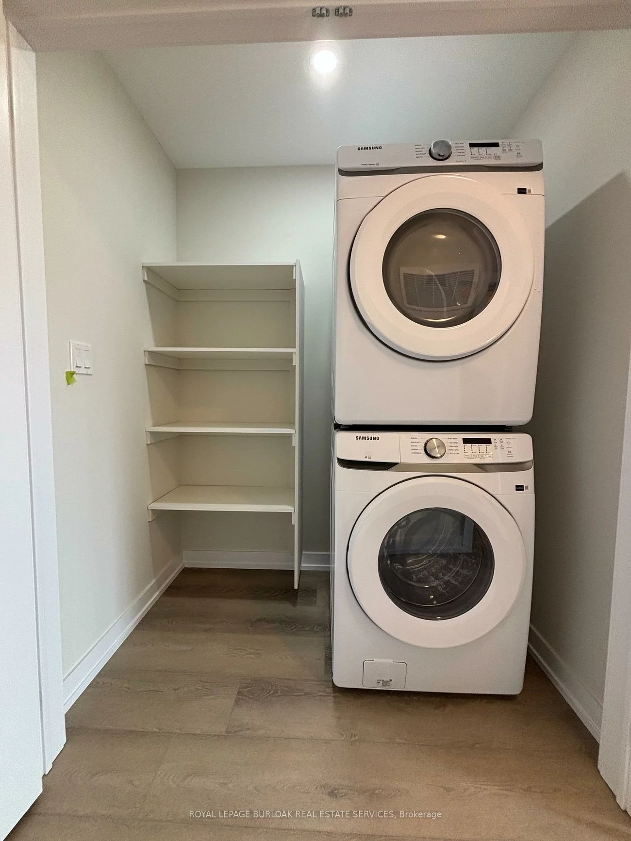 1319, Shevchenko, 1012 - NW Northwest, Oakville