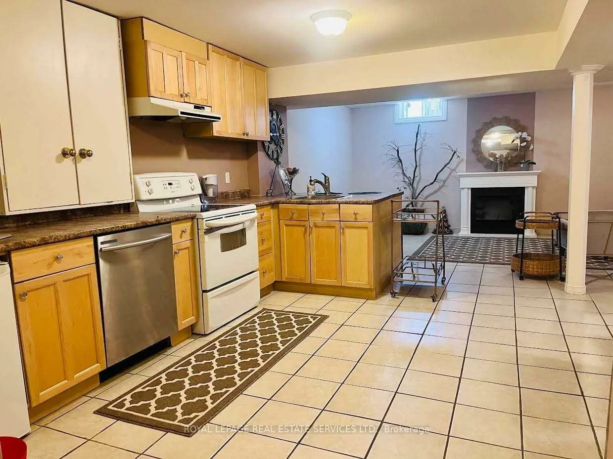 1038, Agram, 1009 - JC Joshua Creek, Oakville