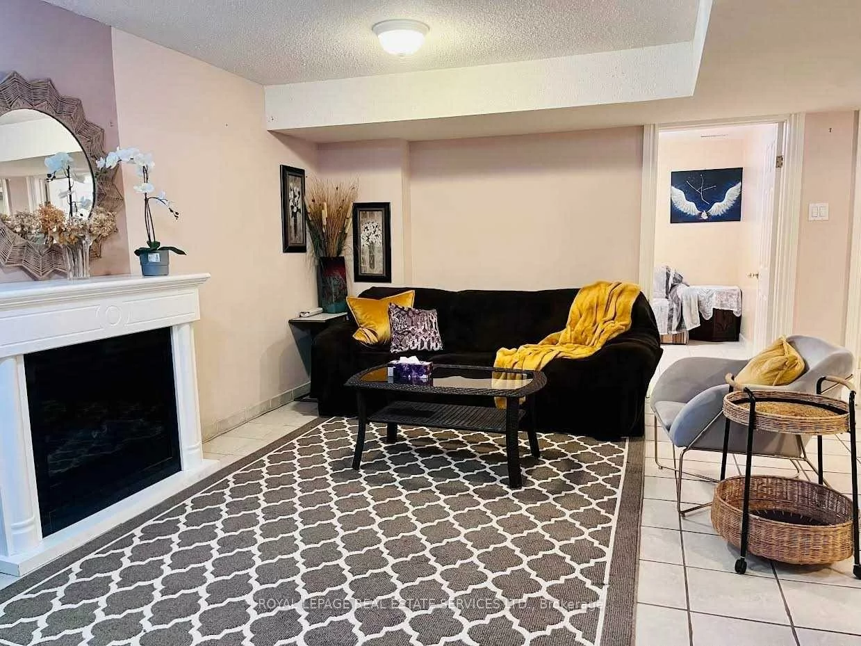 1038, Agram, 1009 - JC Joshua Creek, Oakville