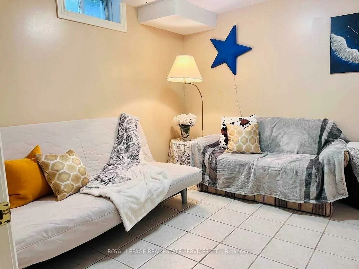 1038, Agram, 1009 - JC Joshua Creek, Oakville