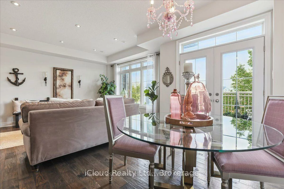 2572, Grand Oak, 1019 - WM Westmount, Oakville