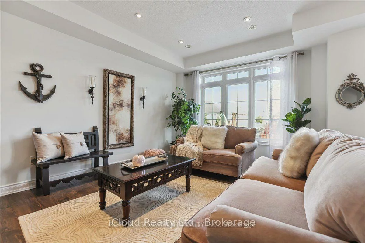 2572, Grand Oak, 1019 - WM Westmount, Oakville