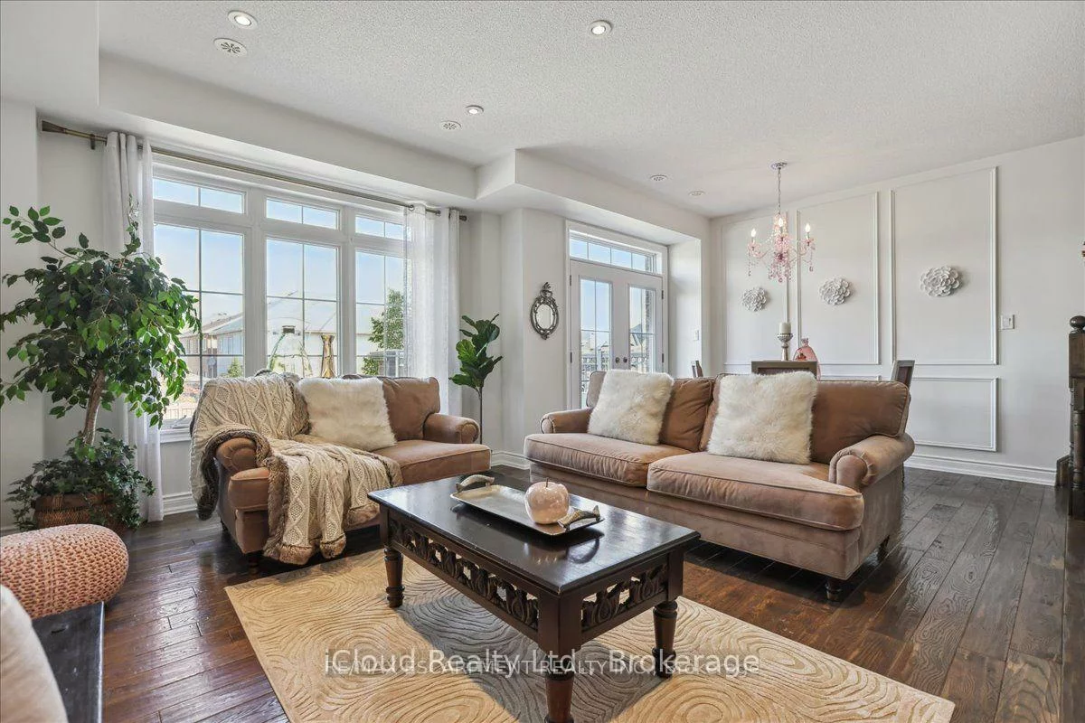 2572, Grand Oak, 1019 - WM Westmount, Oakville