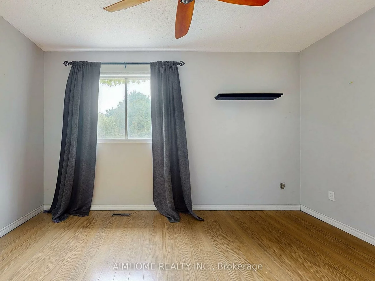 1188, Mccraney, 1003 - CP College Park, Oakville