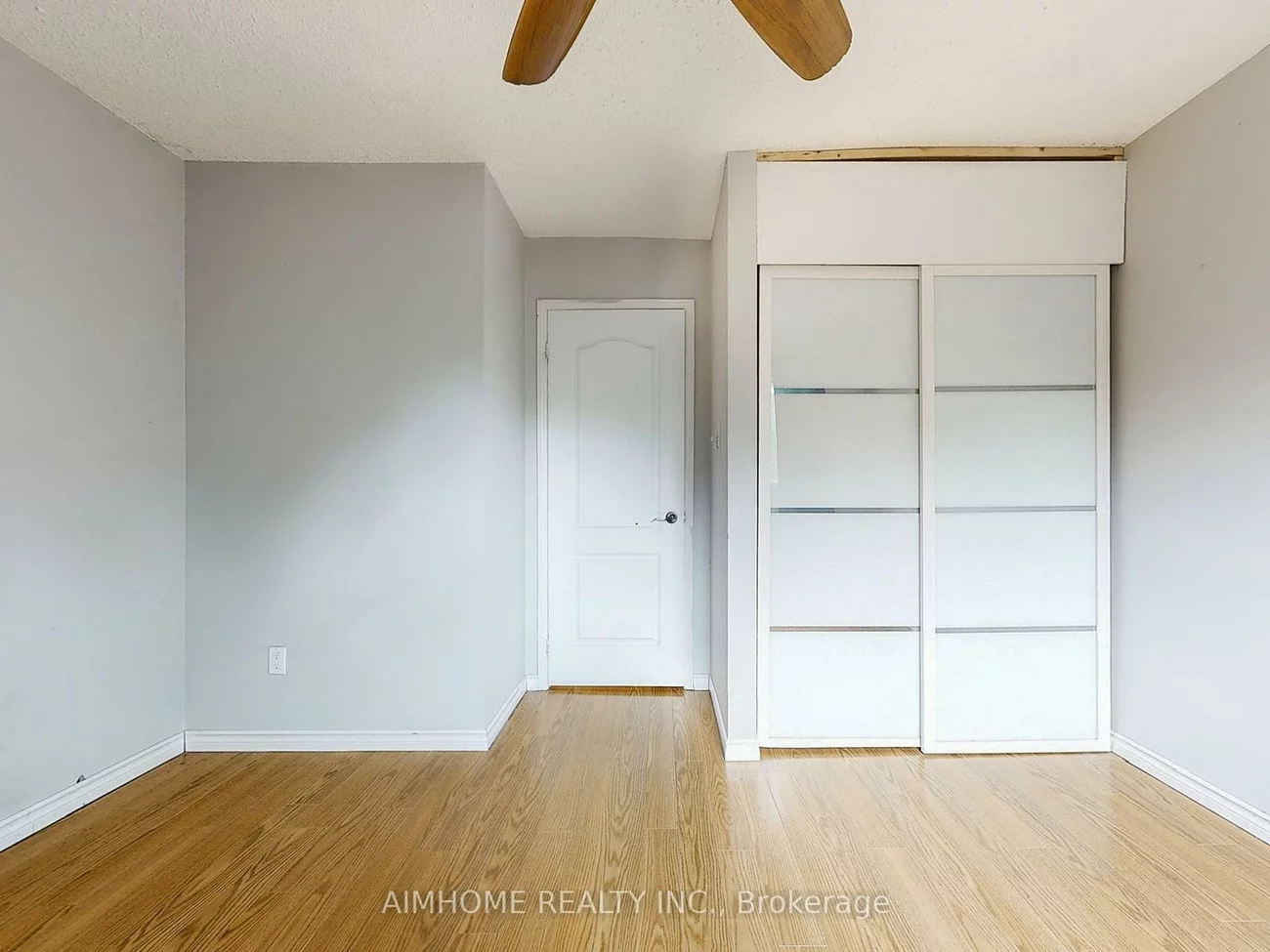 1188, Mccraney, 1003 - CP College Park, Oakville