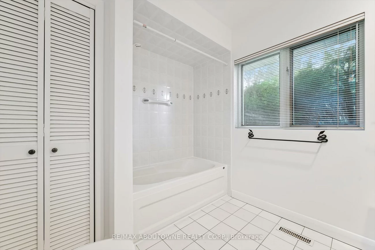 1095, Linbrook, 1011 - MO Morrison, Oakville