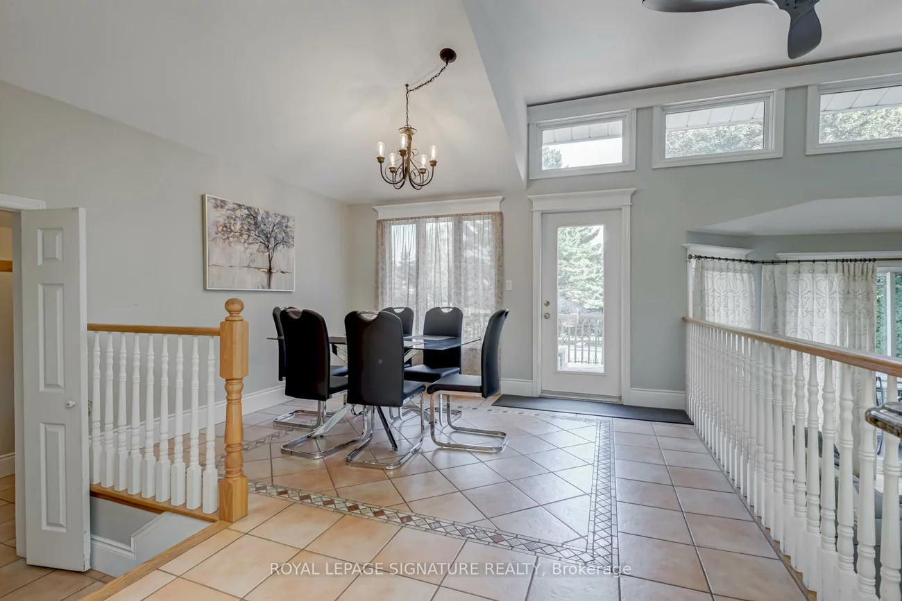 383, Maplehurst, 1020 - WO West, Oakville