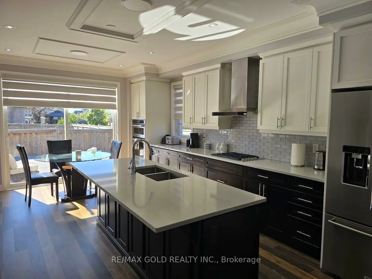 146, Threshing Mill, 1008 - GO Glenorchy, Oakville