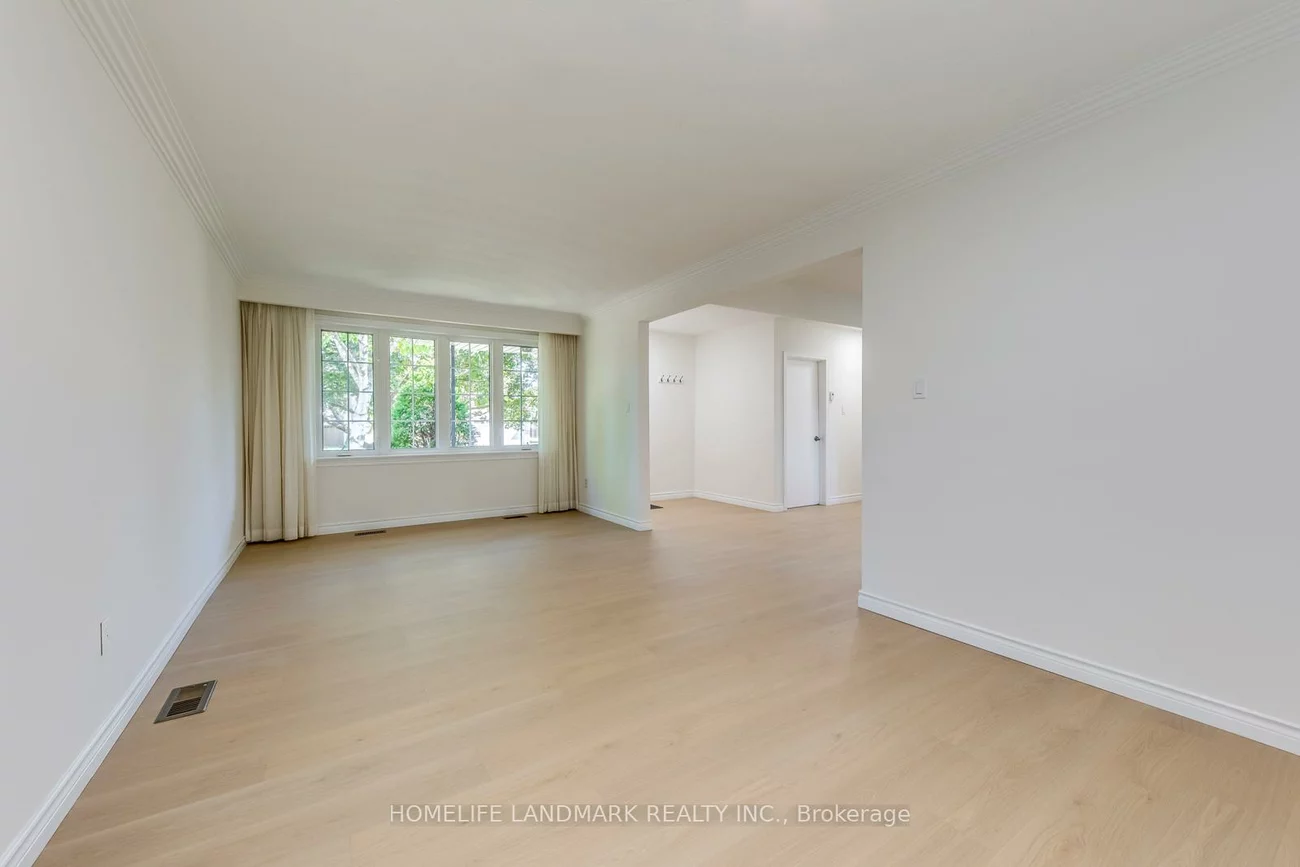 438, Sandmere, 1020 - WO West, Oakville