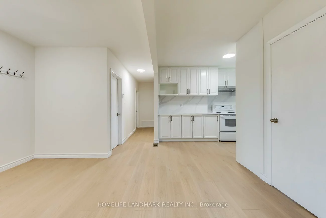 438, Sandmere, 1020 - WO West, Oakville