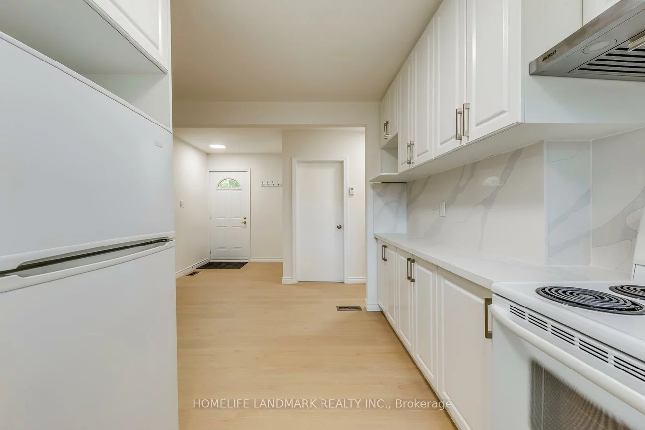 438, Sandmere, 1020 - WO West, Oakville
