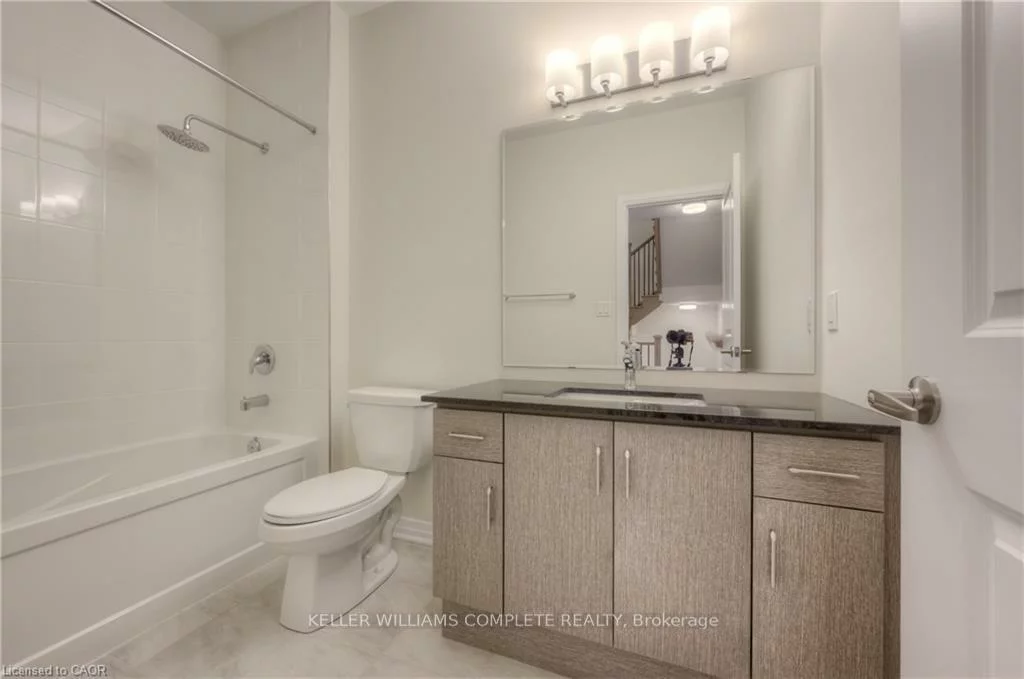 104, Settlers, 1008 - GO Glenorchy, Oakville