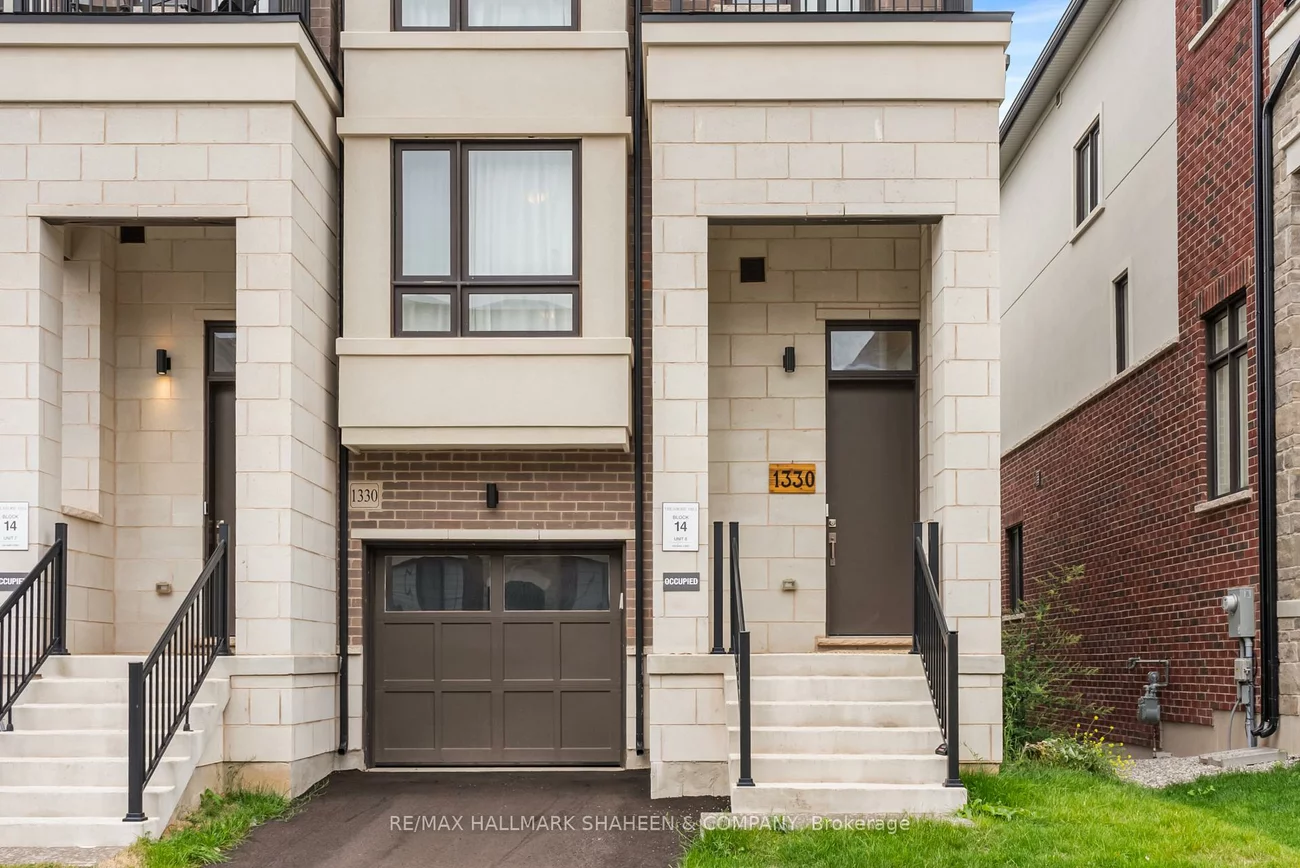 1330, Kaniv, 1012 - NW Northwest, Oakville