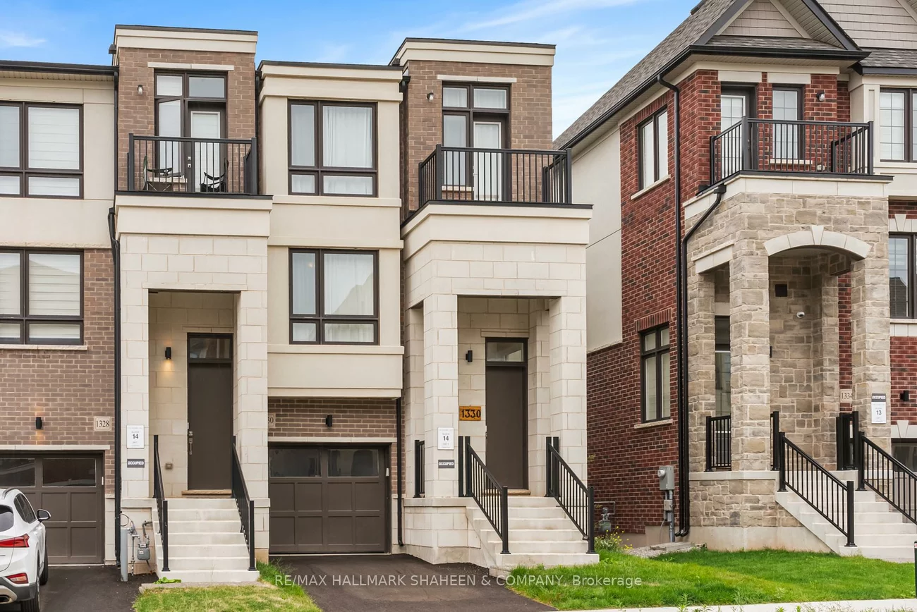 1330, Kaniv, 1012 - NW Northwest, Oakville