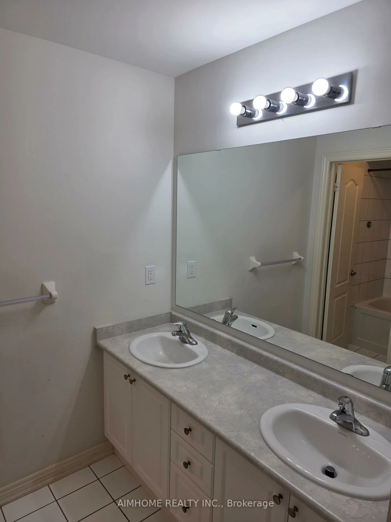 426, George Ryan, 1010 - JM Joshua Meadows, Oakville