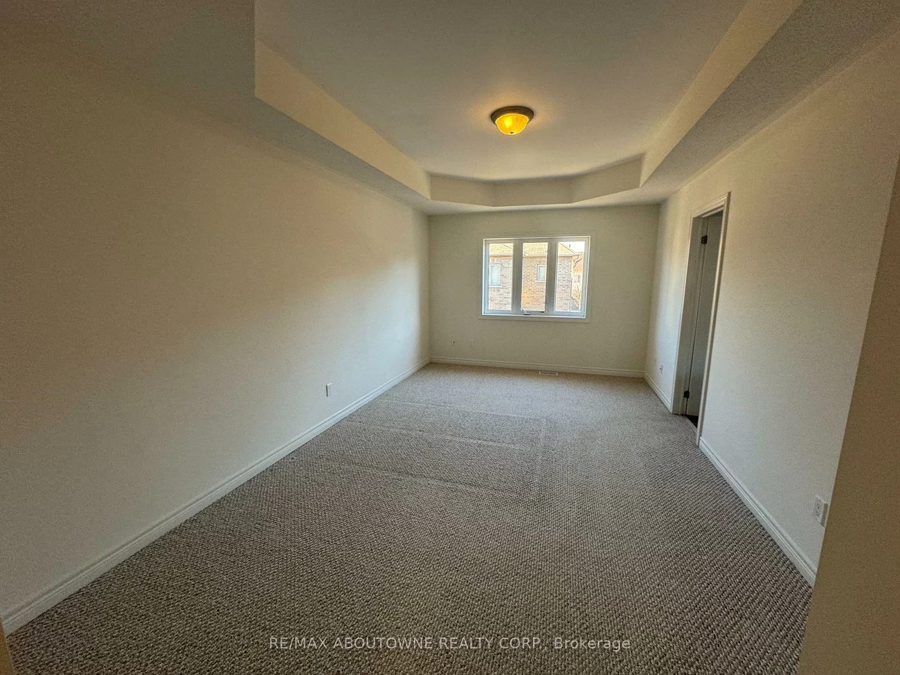 3061, Isaac, 1008 - GO Glenorchy, Oakville