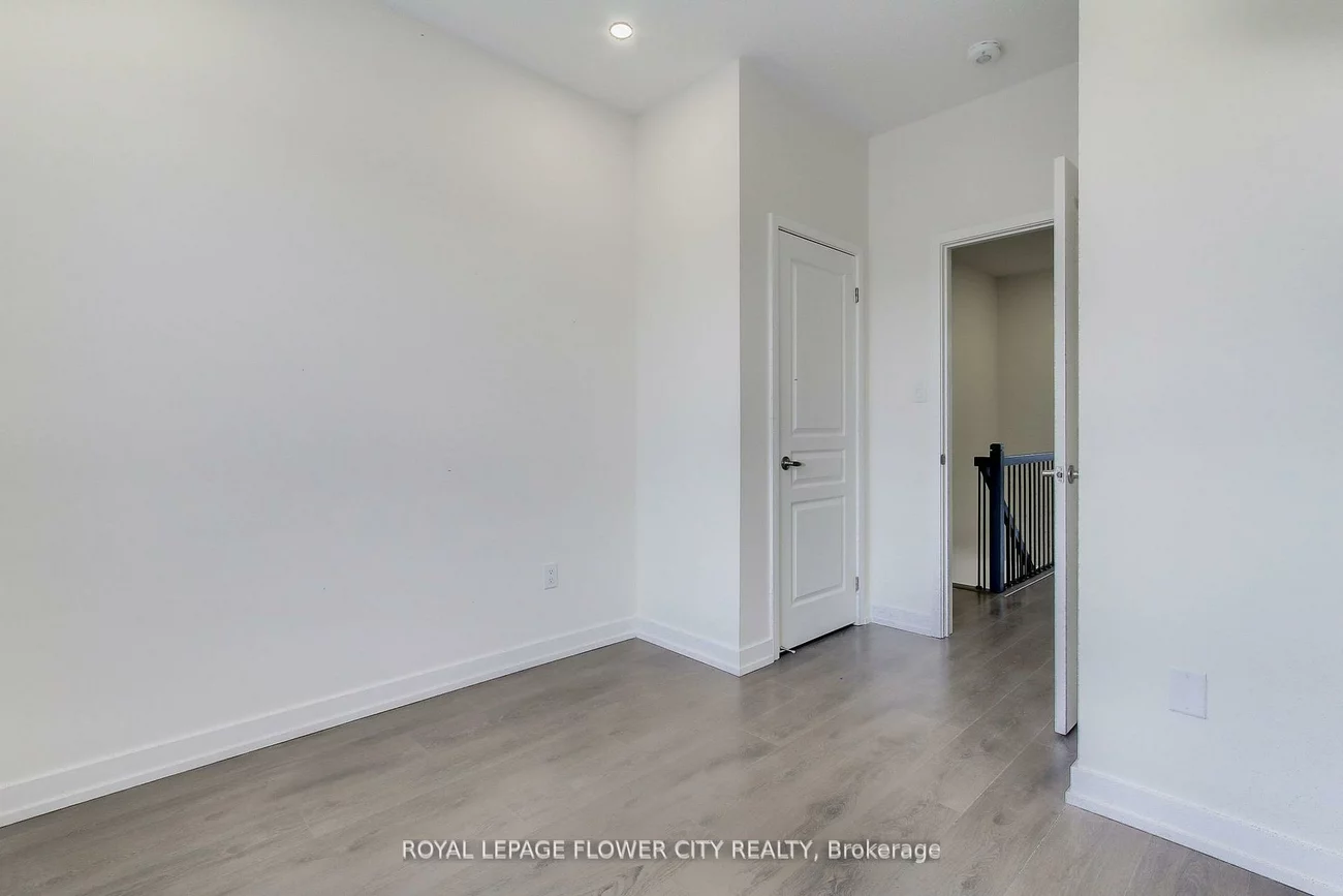 189, Sabina, 1008 - GO Glenorchy, Oakville