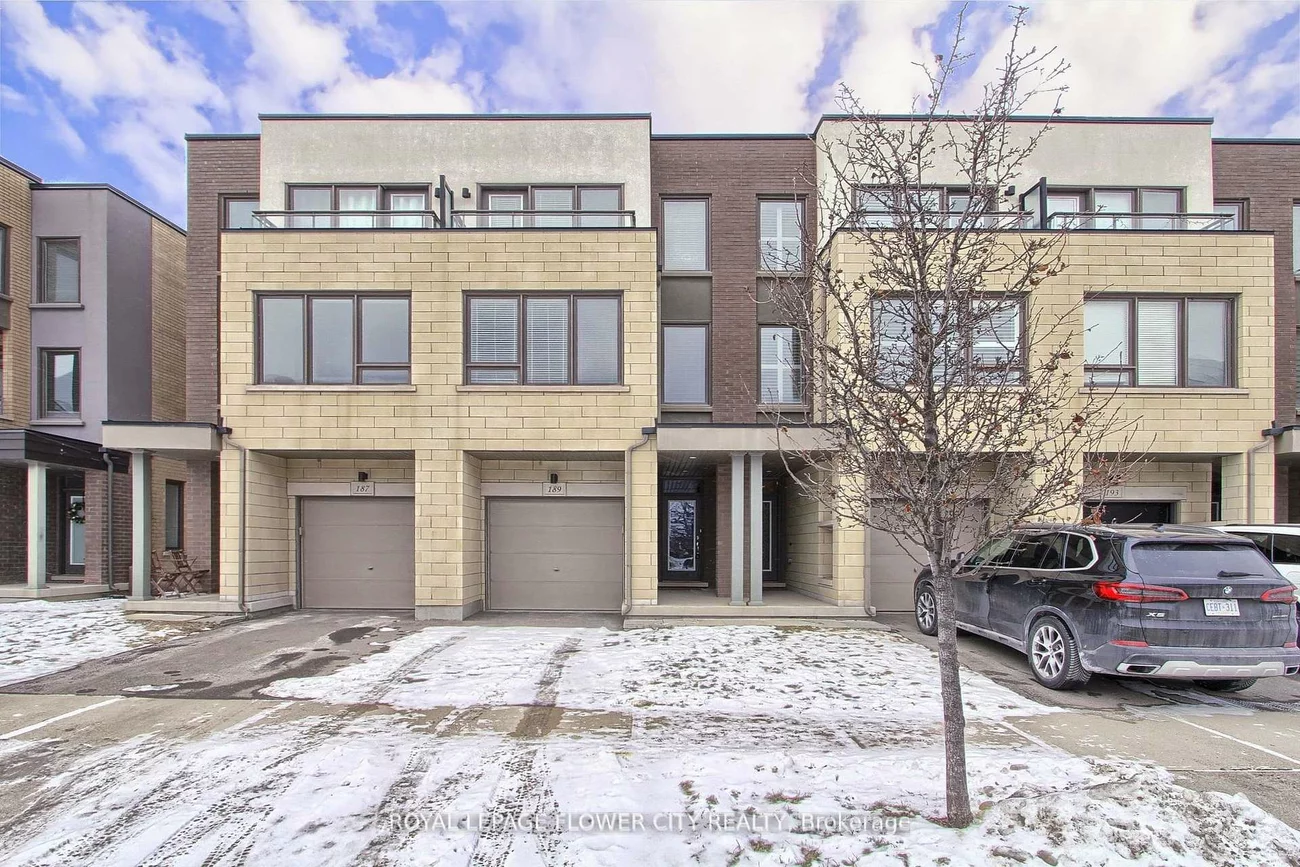 189, Sabina, 1008 - GO Glenorchy, Oakville