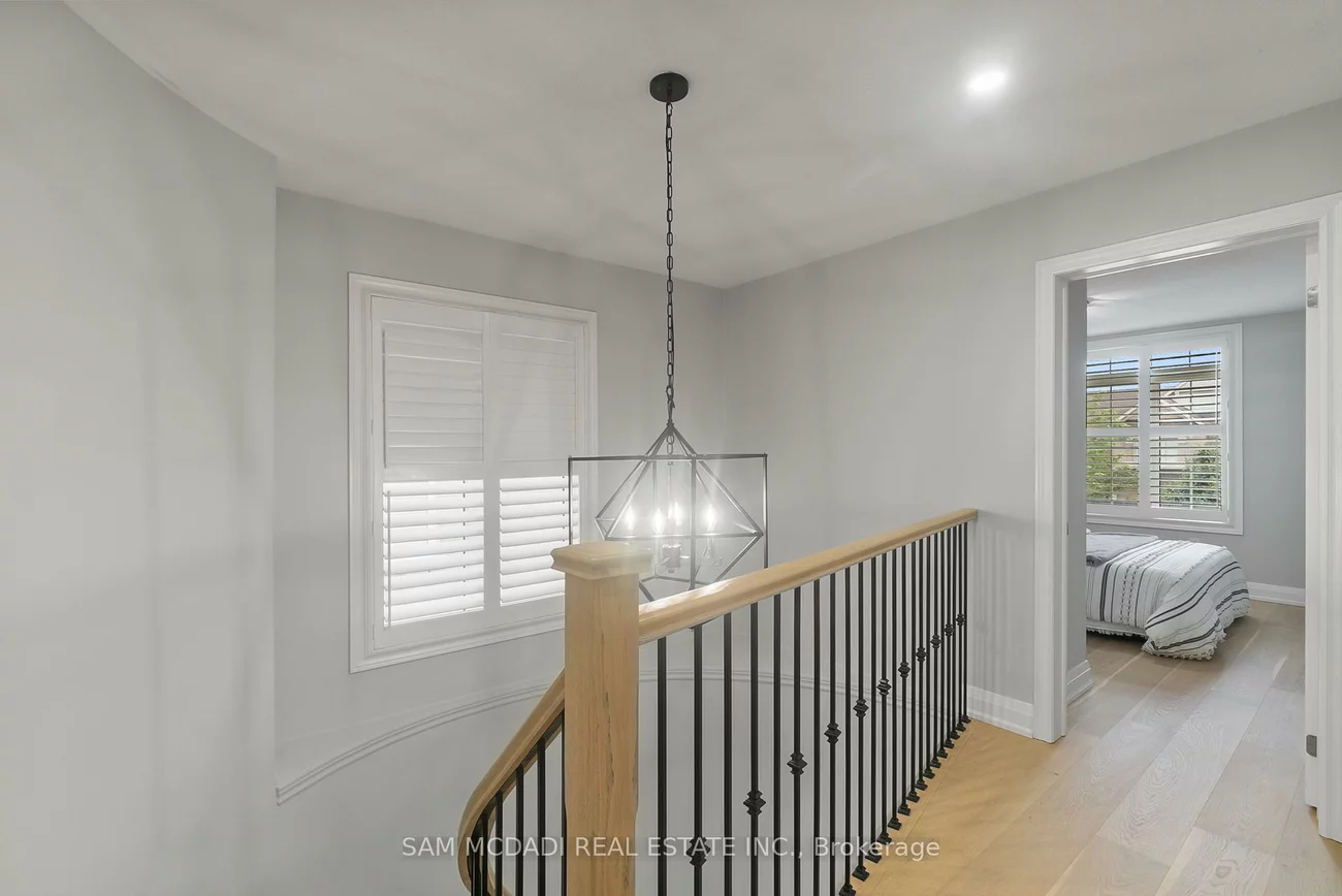 573, Settlers, 1016 - SH Sixteen Hollow, Oakville