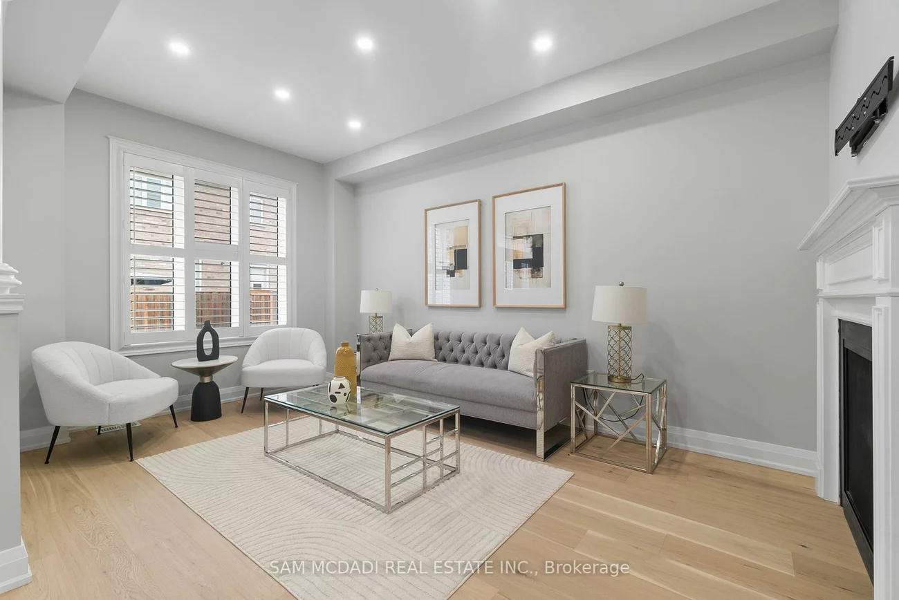 573, Settlers, 1016 - SH Sixteen Hollow, Oakville