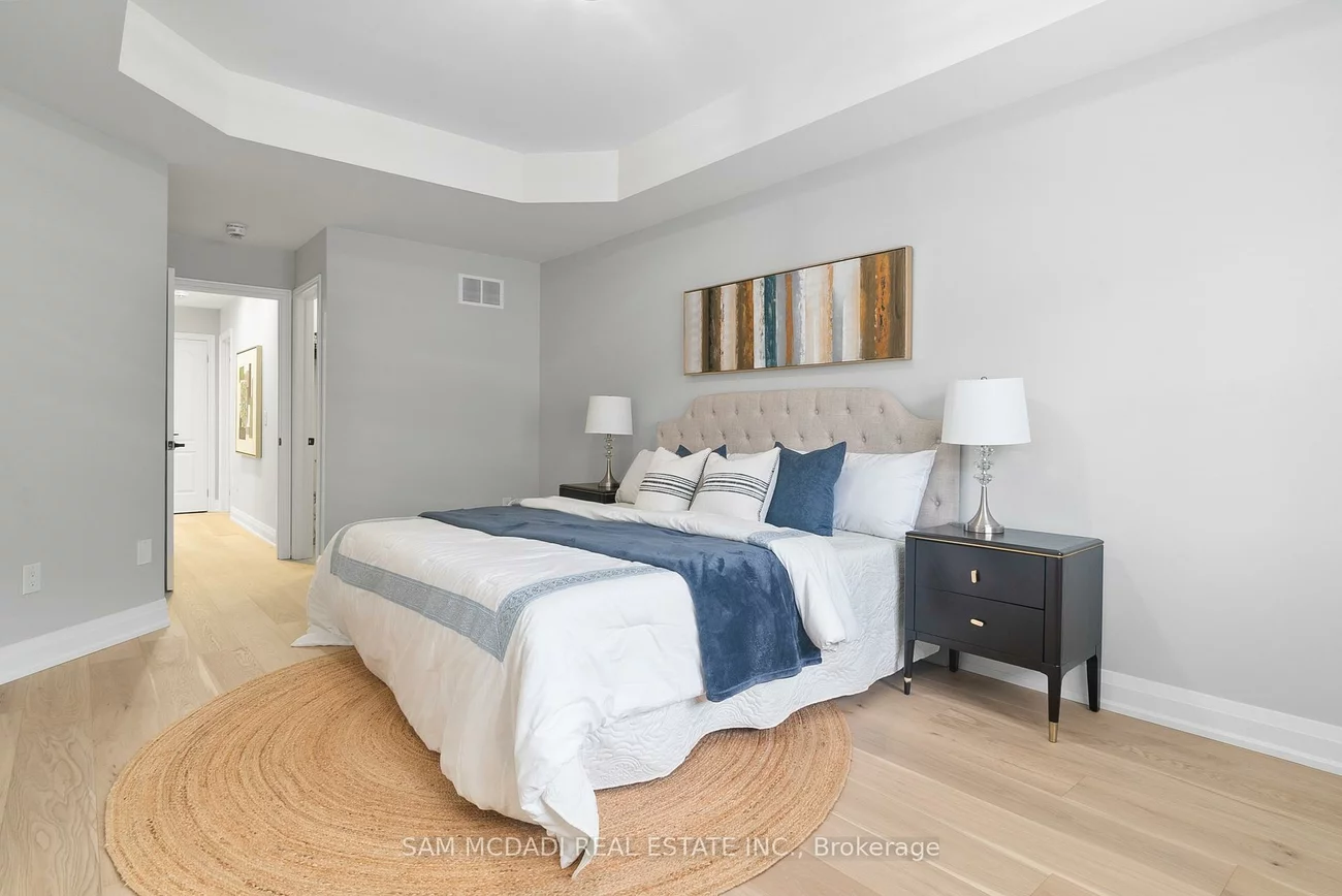 573, Settlers, 1016 - SH Sixteen Hollow, Oakville