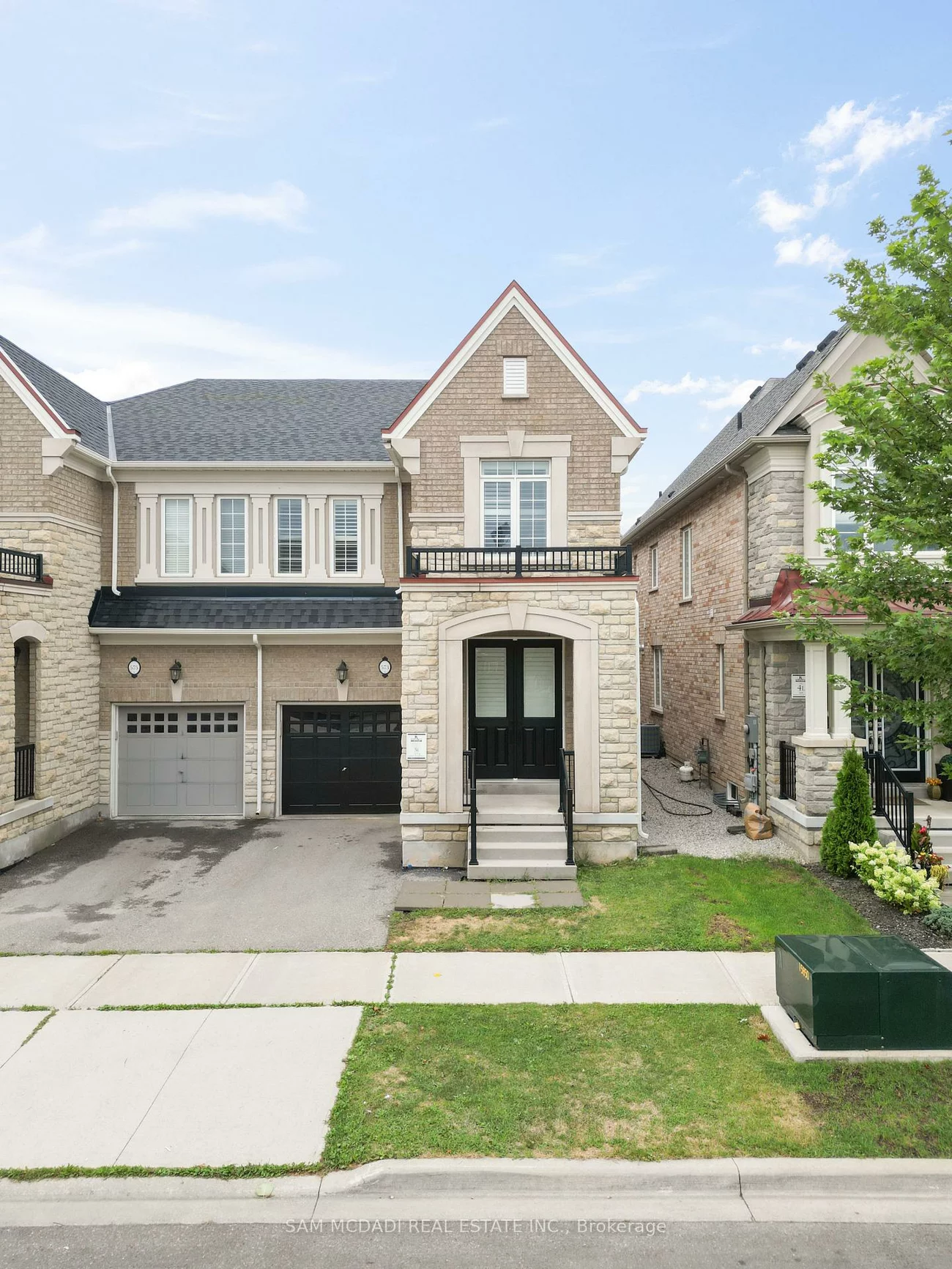 573, Settlers, 1016 - SH Sixteen Hollow, Oakville