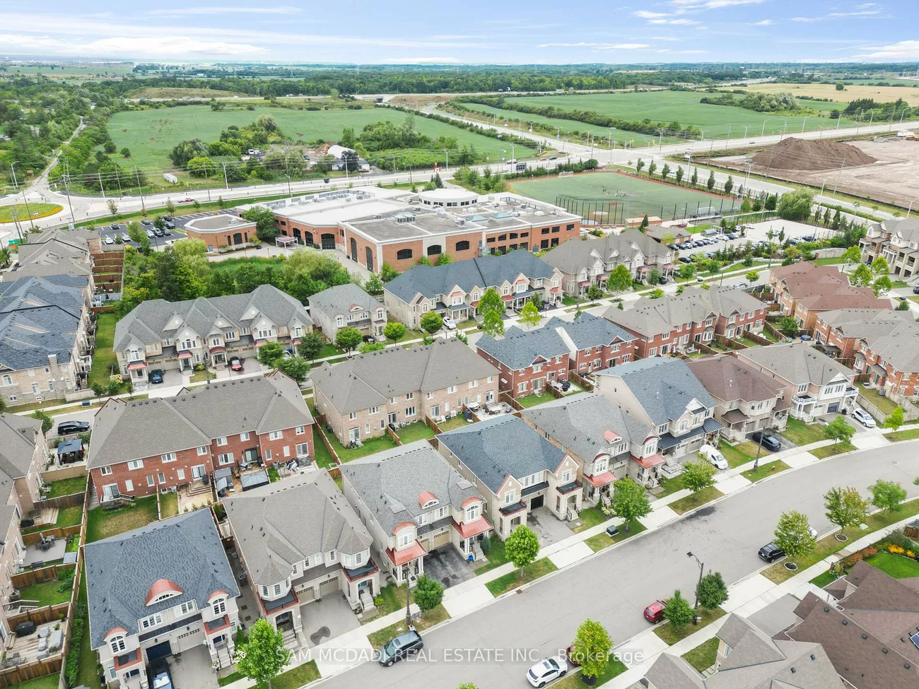 573, Settlers, 1016 - SH Sixteen Hollow, Oakville