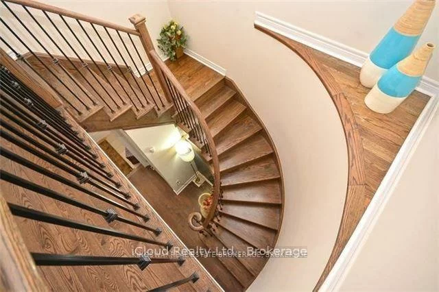 109, Kaitting, 1008 - GO Glenorchy, Oakville